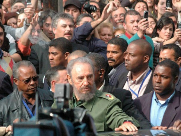 Мировой рекордсмен по выживанию Фидель Кастро