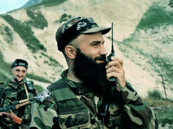 Лидер чеченских террористов Шамиль Басаев