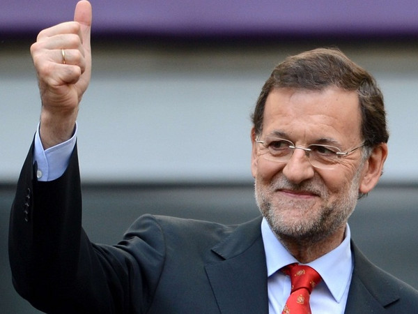 Премьер-министр Испании получил удар кулаком по лицу от 17 летнего юноши