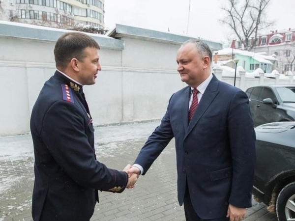 Президент Молдовы заявил о нанятых его противниками киллерах из Украины