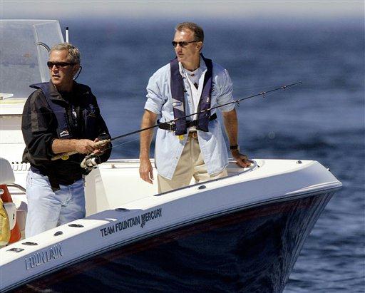 Буш мл. на рыбалке